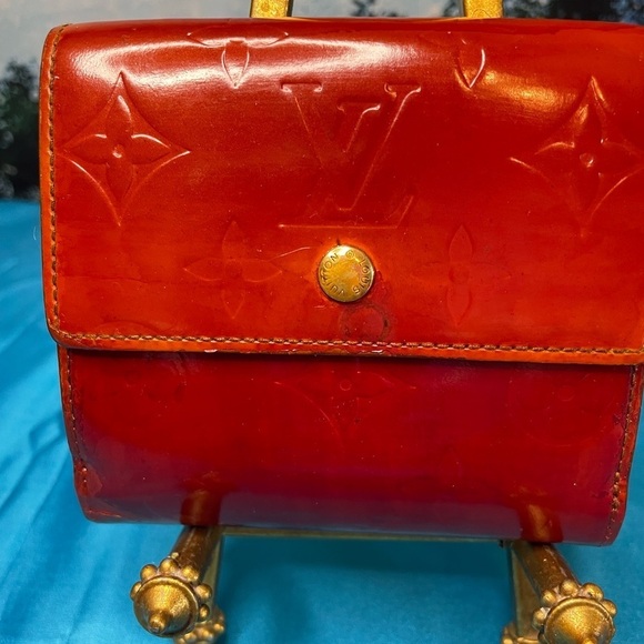 Louis Vuitton Carte de Visite Amber Red Vernis Trifold Women's Wallet EUC - Picture 2 of 13